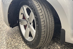 Harmaa Volkswagen BEETLE 2012 kuva 34.