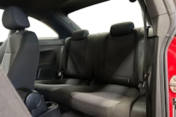 punainen Volkswagen Beetle 2012 kuva 10.