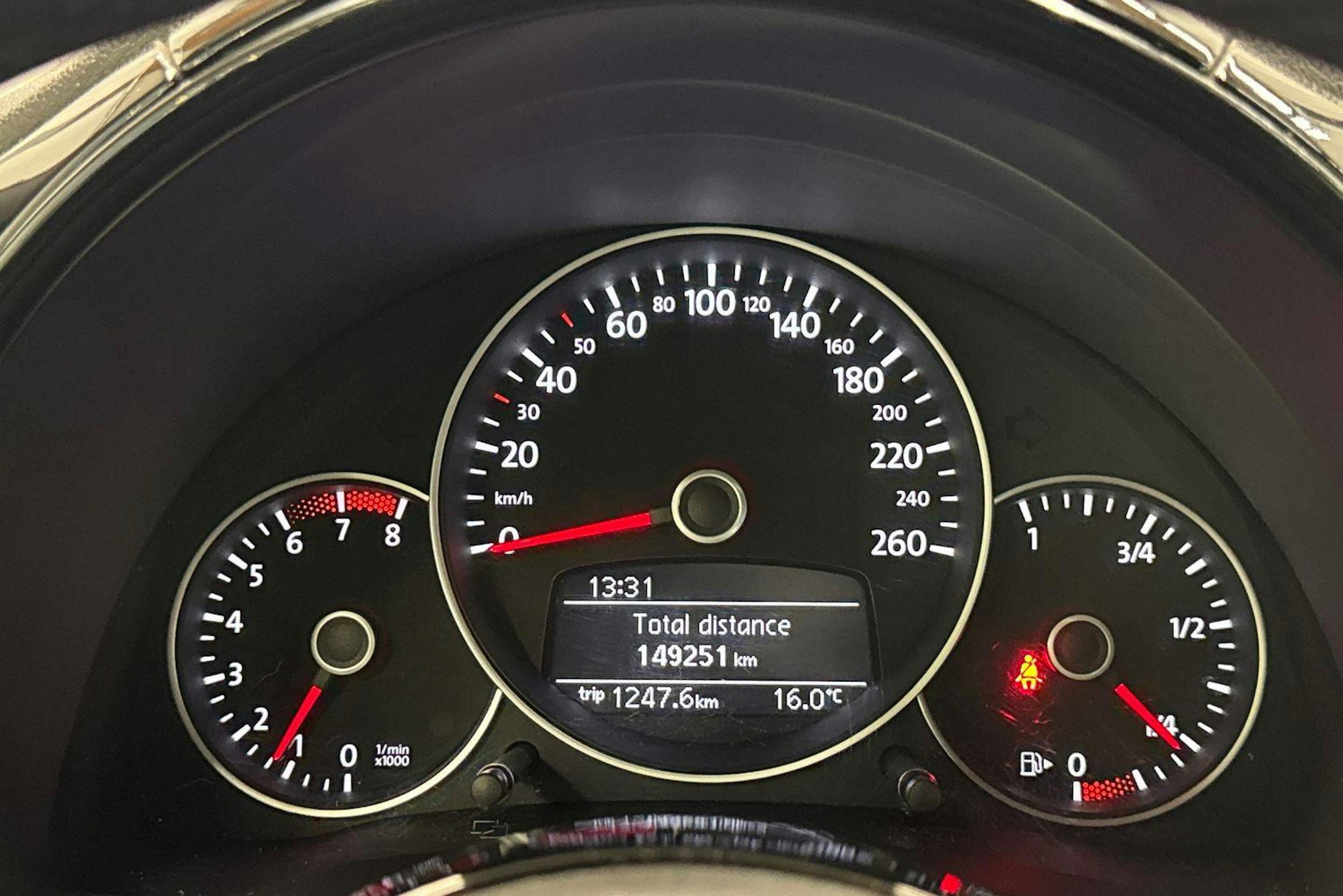 harmaa Volkswagen Beetle 2012 kuva 12.