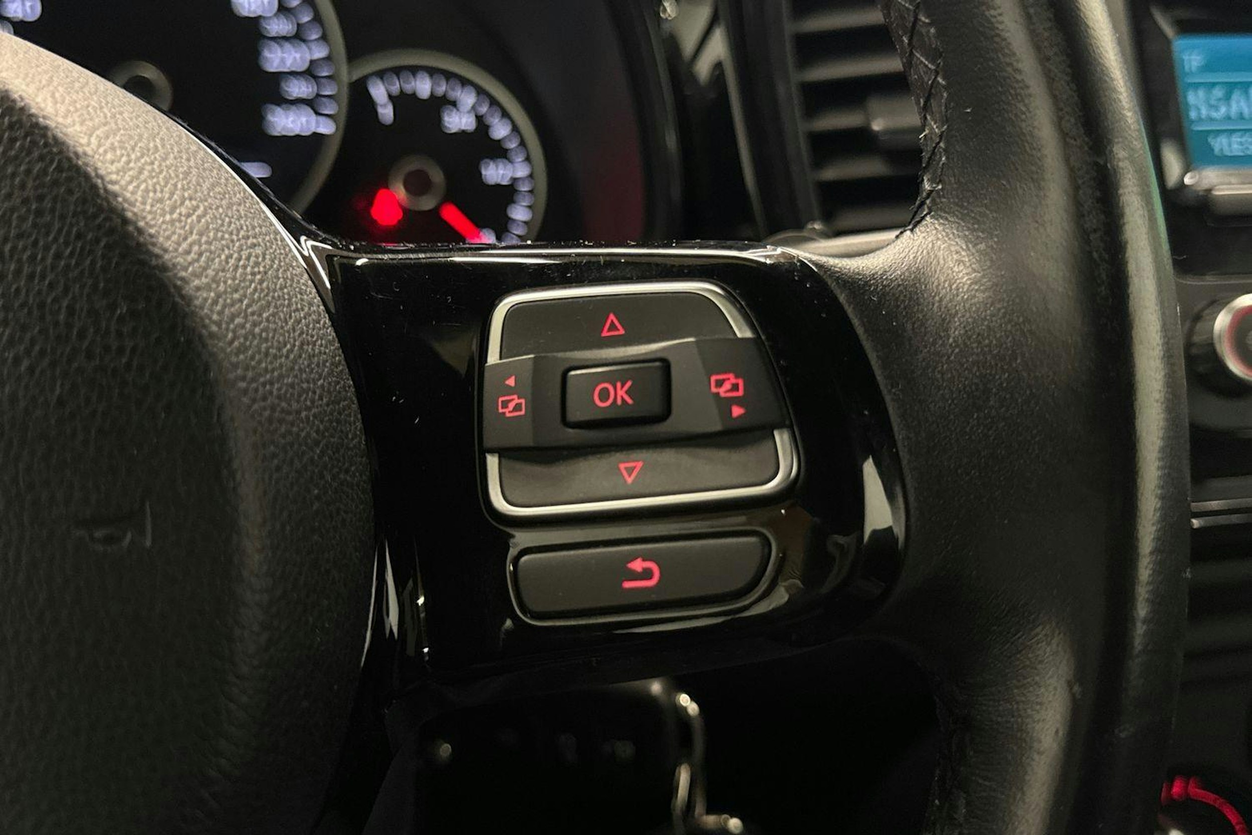 harmaa Volkswagen Beetle 2012 kuva 17.