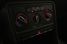 harmaa Volkswagen Beetle 2012 kuva 21.