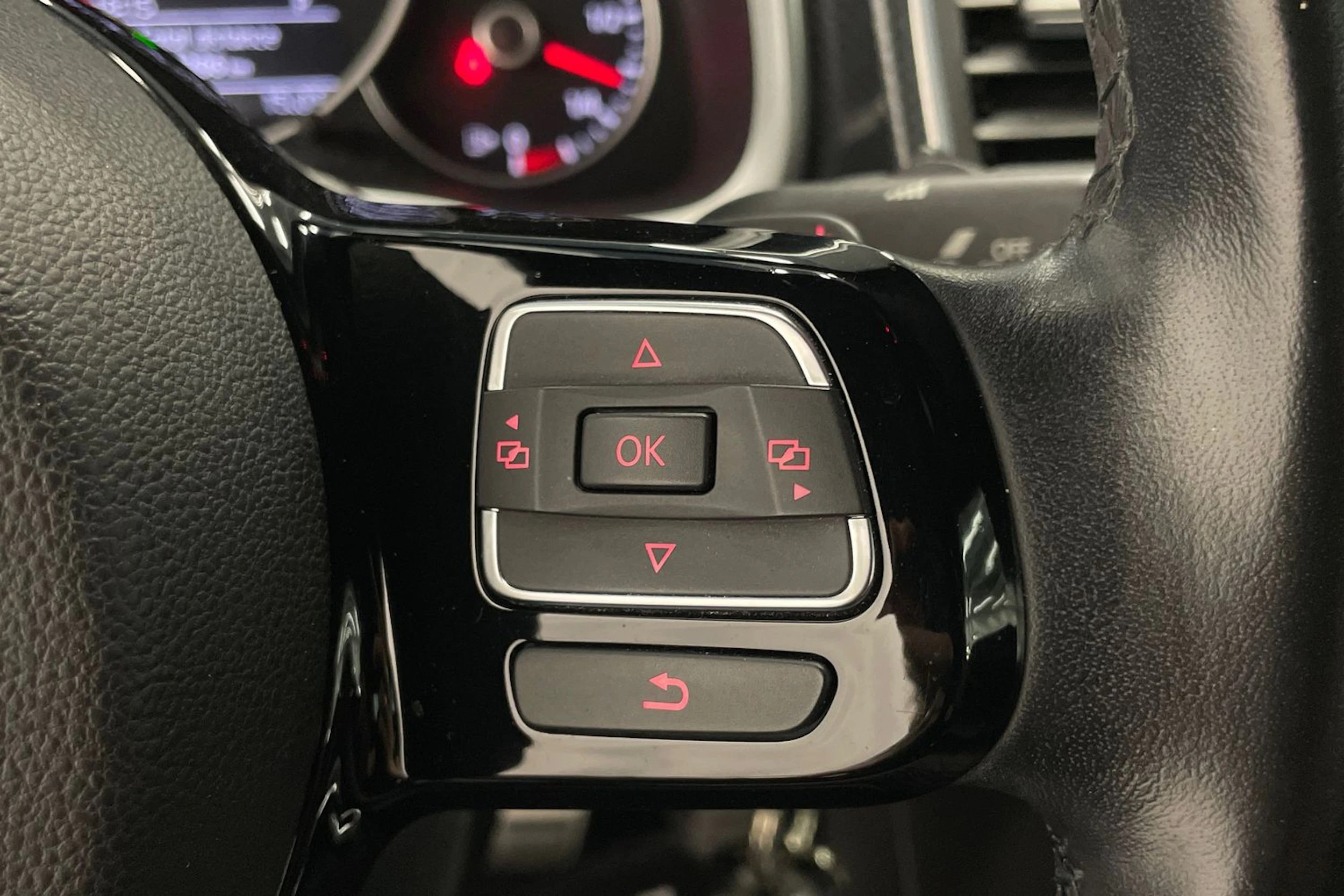 Harmaa Volkswagen BEETLE 2012 kuva 14.