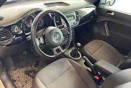 harmaa Volkswagen Beetle 2012 kuva 3.