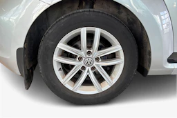 harmaa Volkswagen Beetle 2012 kuva 9.