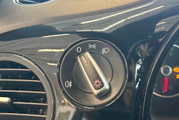 harmaa Volkswagen Beetle 2012 kuva 22.