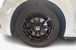 valkoinen Volkswagen Beetle 2012 kuva 11.