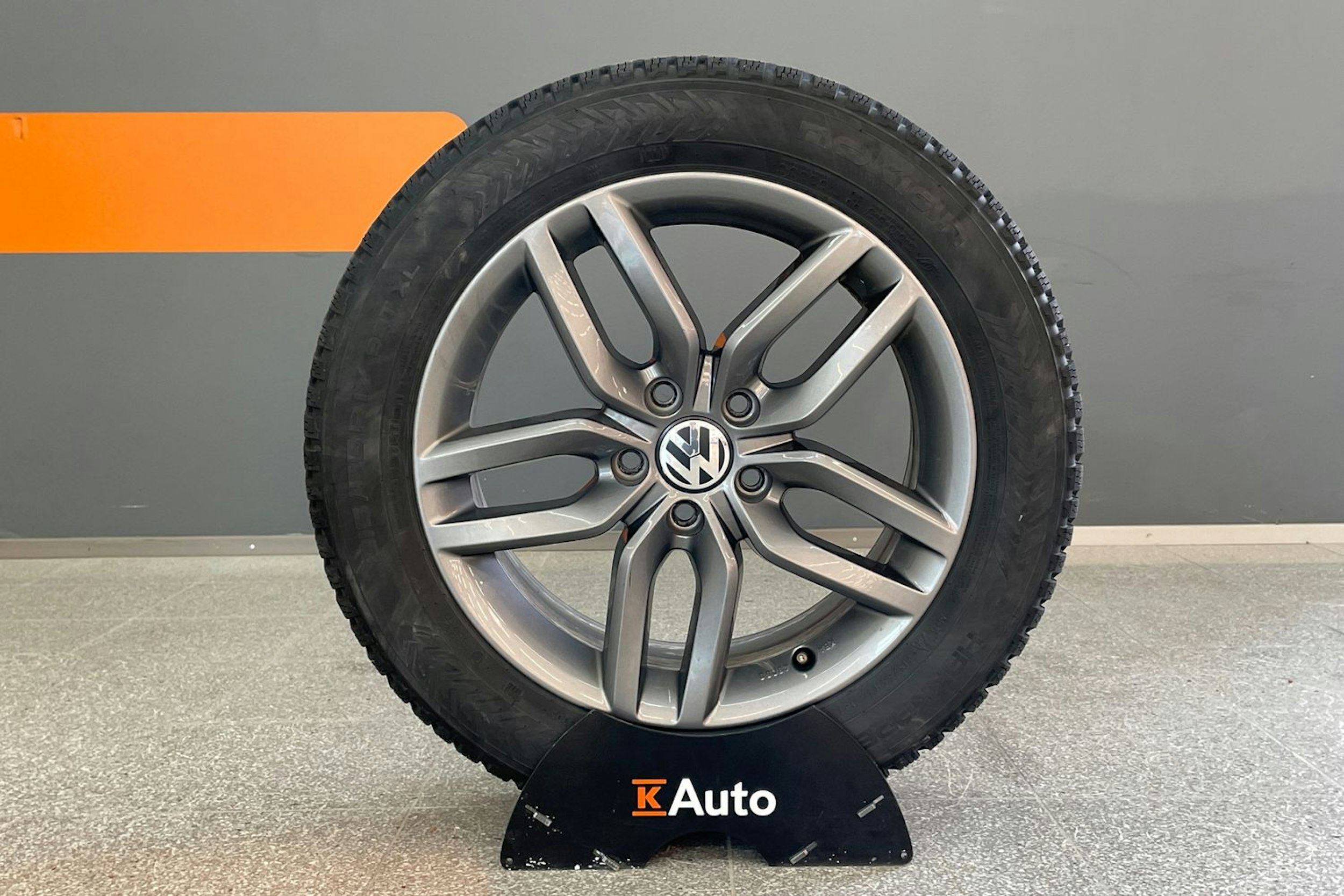 harmaa Volkswagen Beetle 2013 kuva 13.