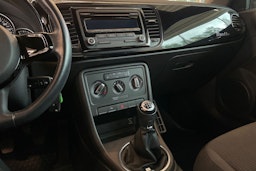 harmaa Volkswagen Beetle 2013 kuva 20.