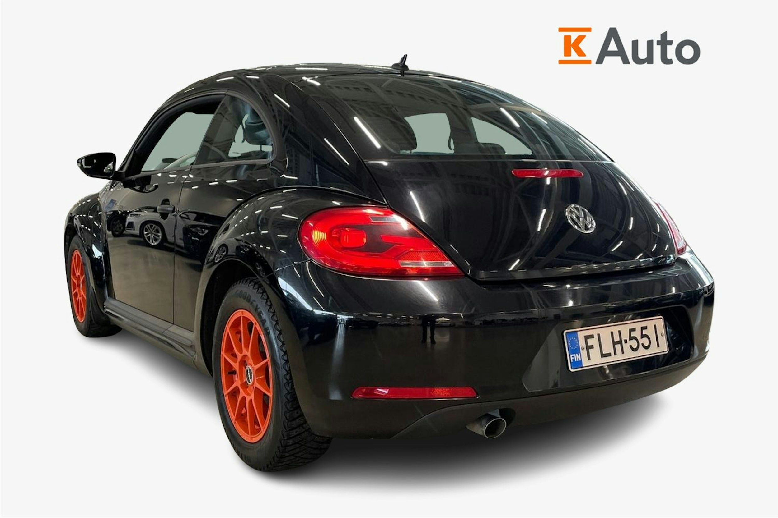 musta Volkswagen Beetle 2014 kuva 2.