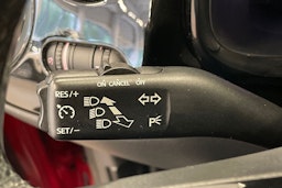 punainen Volkswagen Beetle 2015 kuva 19.