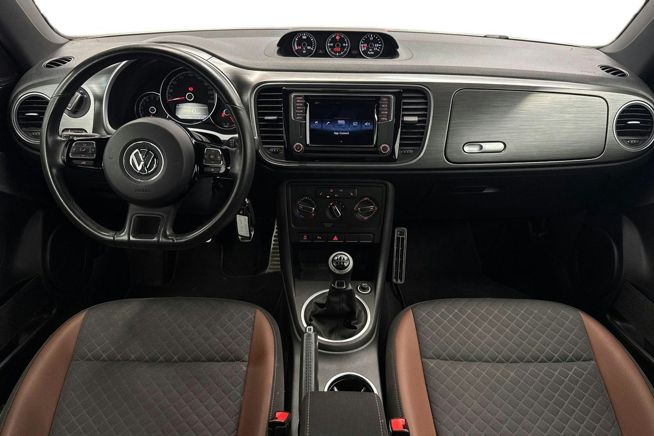 Valkoinen Volkswagen BEETLE 2016 kuva 7.