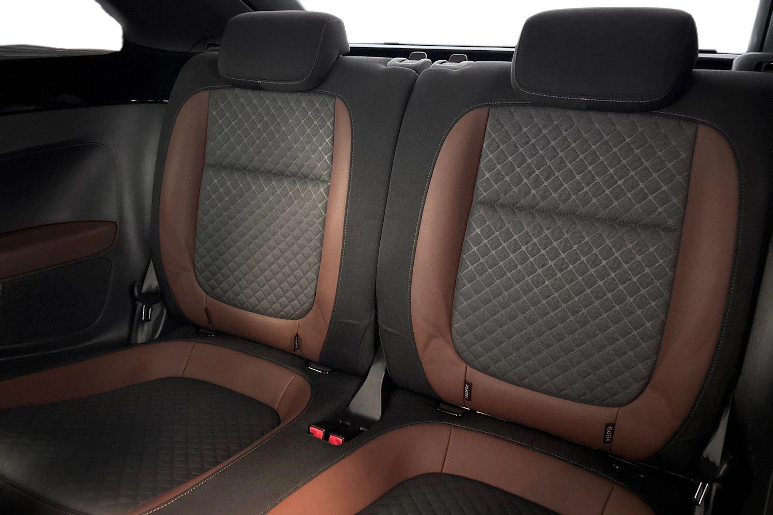 valkoinen Volkswagen Beetle 2016 kuva 8.