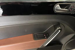 valkoinen Volkswagen Beetle 2016 kuva 11.