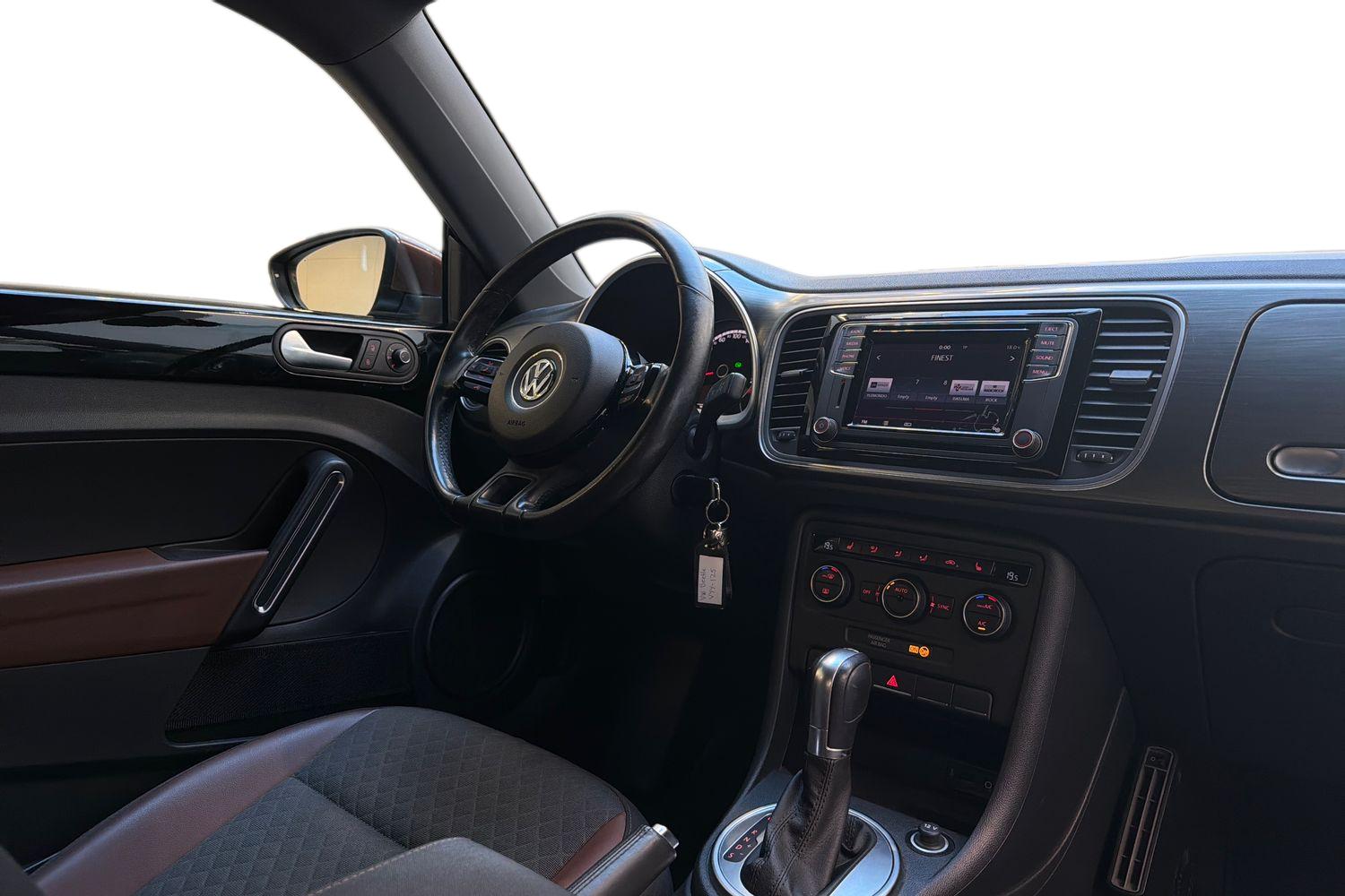 Volkswagen Beetle 2016, bild 7/23