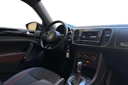 ruskea (beige) Volkswagen Beetle 2016 kuva 7.