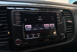 ruskea (beige) Volkswagen Beetle 2016 kuva 16.