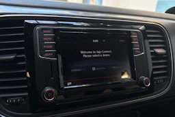 ruskea (beige) Volkswagen Beetle 2016 kuva 17.