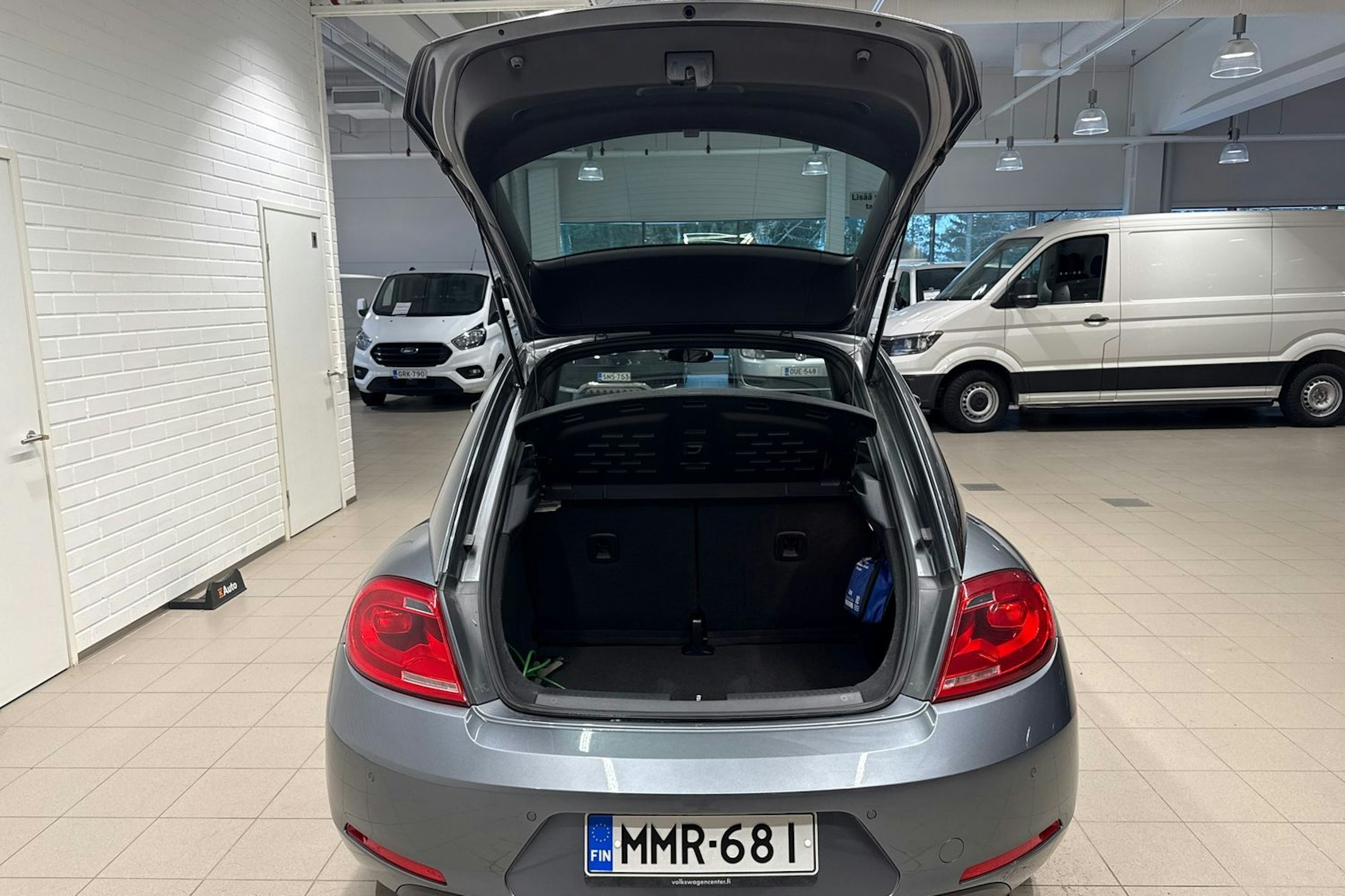 harmaa Volkswagen Beetle 2017 kuva 16.