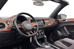 ruskea (beige) Volkswagen Beetle 2017 kuva 3.