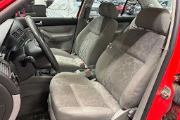 Punainen Volkswagen BORA 1999 kuva 32.