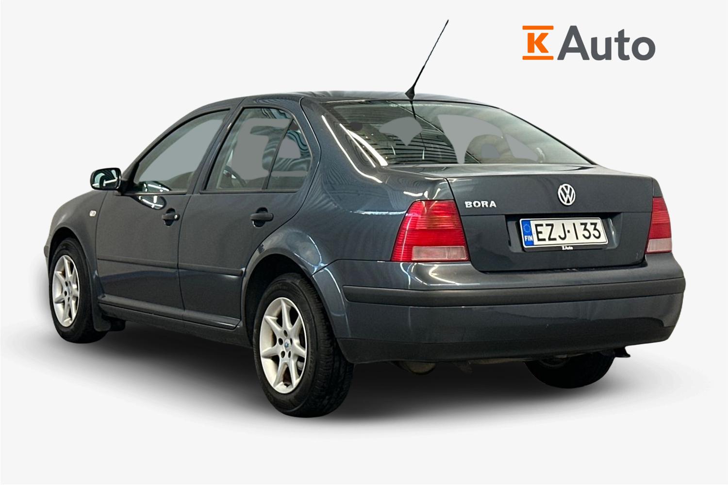Volkswagen Bora 1,4 55kW 2002, kuva 3/23
