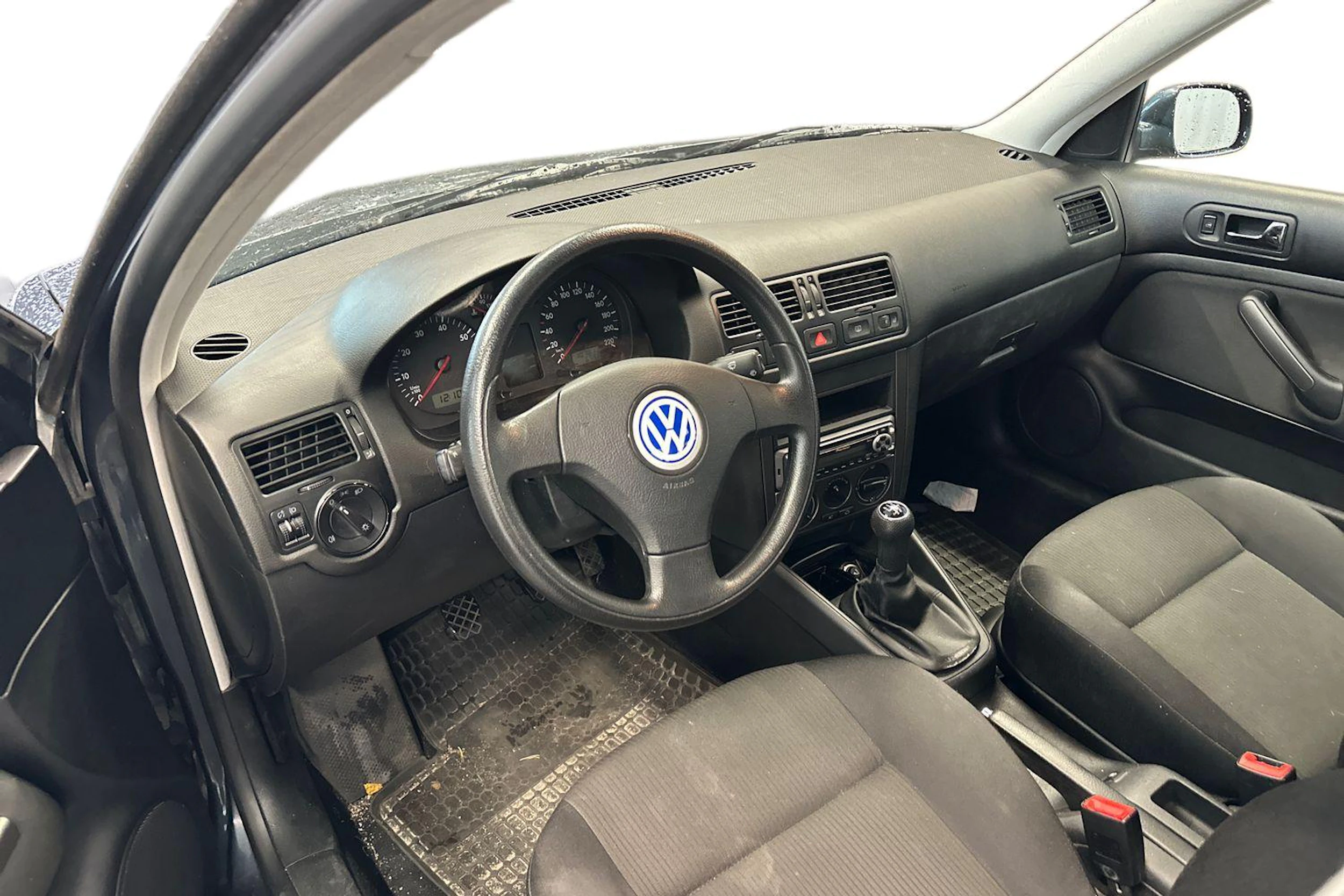harmaa Volkswagen Bora 2002 kuva 3.