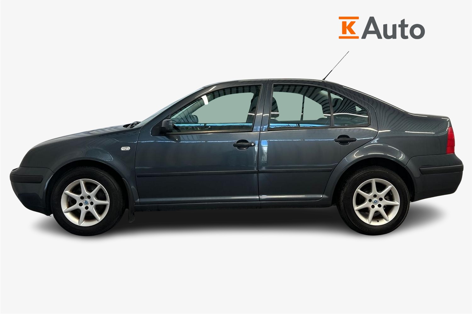 Volkswagen Bora 1,4 55kW 2002, kuva 5/23
