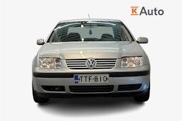 Harmaa Volkswagen BORA 2003 kuva 2.