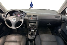 Harmaa Volkswagen BORA 2003 kuva 10.