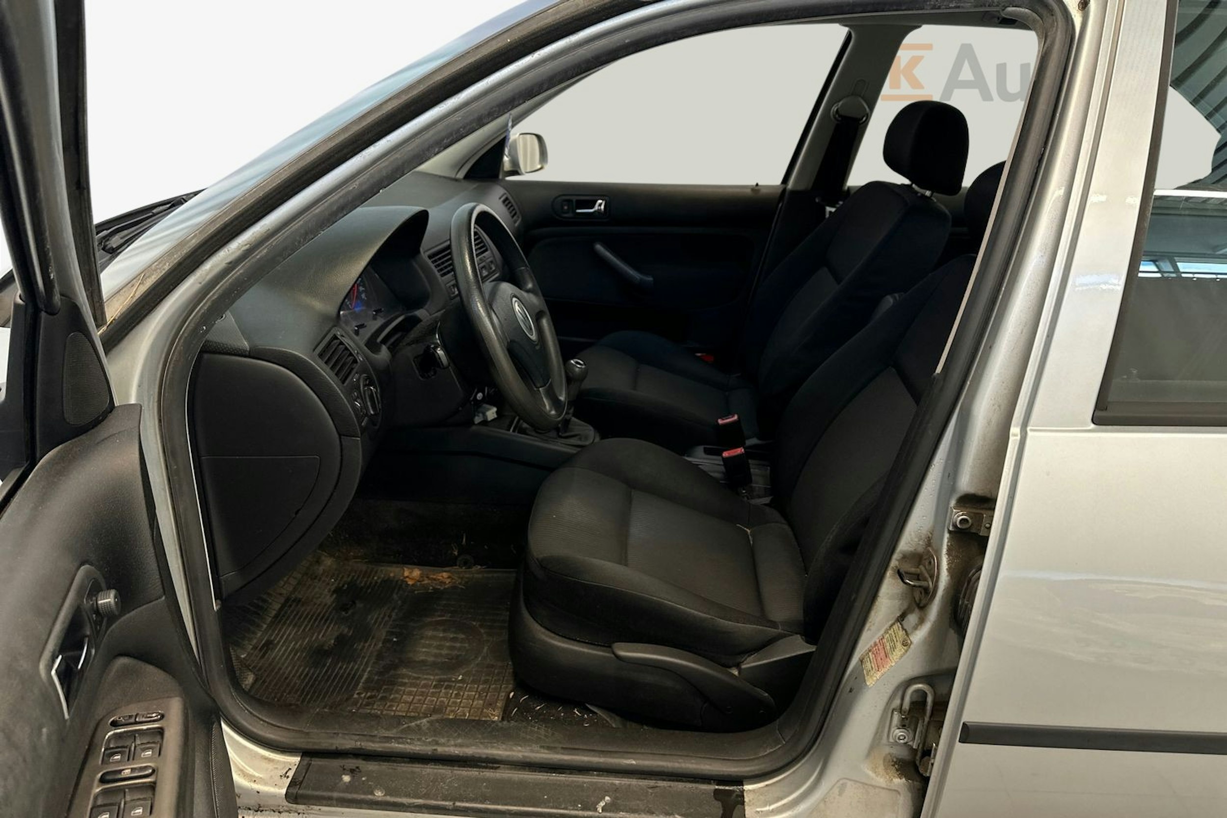Harmaa Volkswagen BORA 2003 kuva 11.