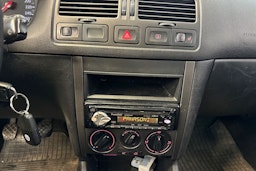 Harmaa Volkswagen BORA 2003 kuva 19.