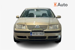 ruskea (beige) Volkswagen Bora 2003 kuva 2.