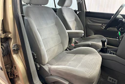 ruskea (beige) Volkswagen Bora 2003 kuva 14.
