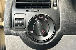 ruskea (beige) Volkswagen Bora 2003 kuva 18.