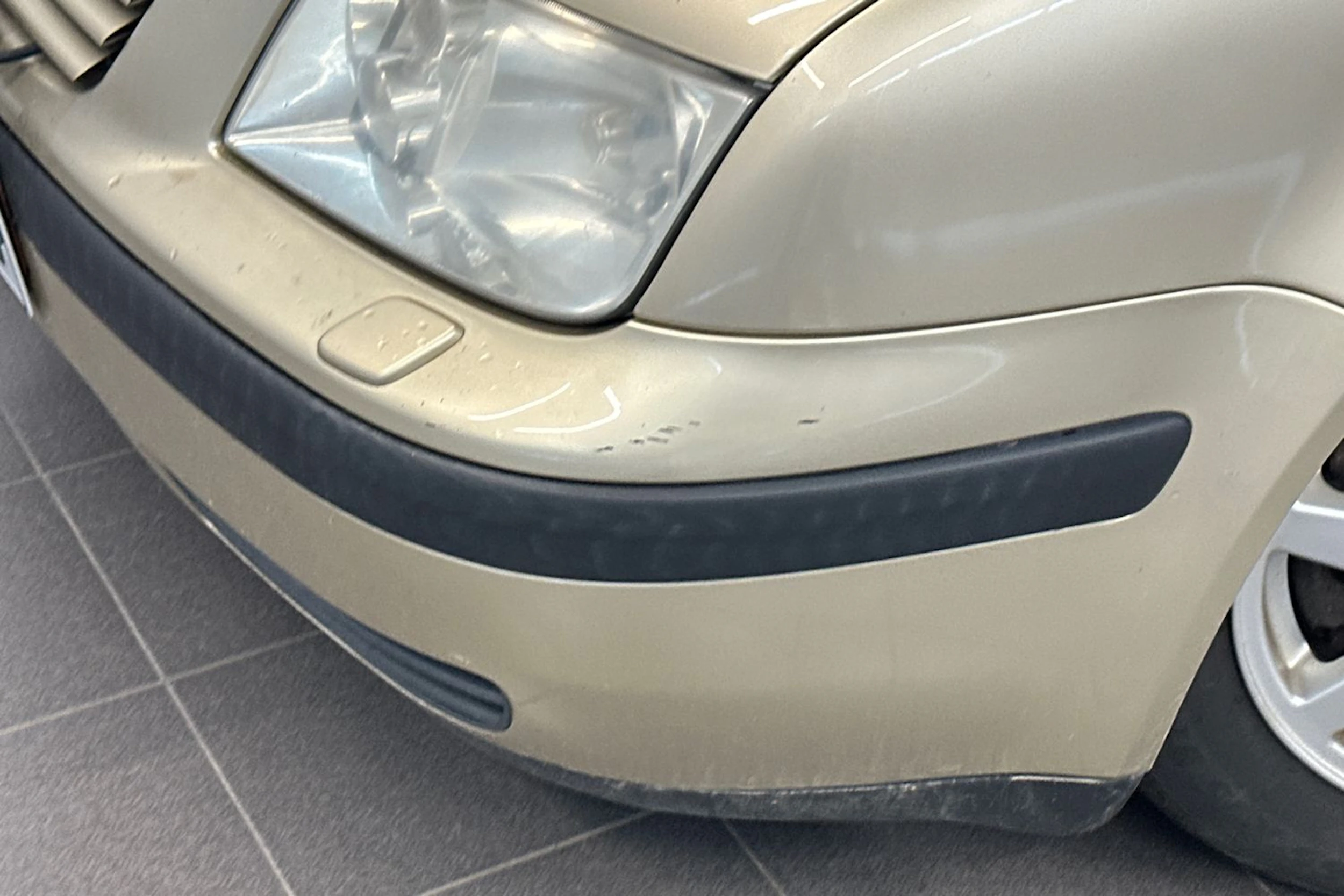 ruskea (beige) Volkswagen Bora 2003 kuva 29.