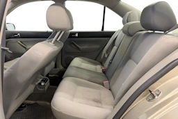 harmaa Volkswagen Bora 2004 kuva 11.