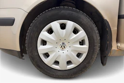 harmaa Volkswagen Bora 2004 kuva 12.