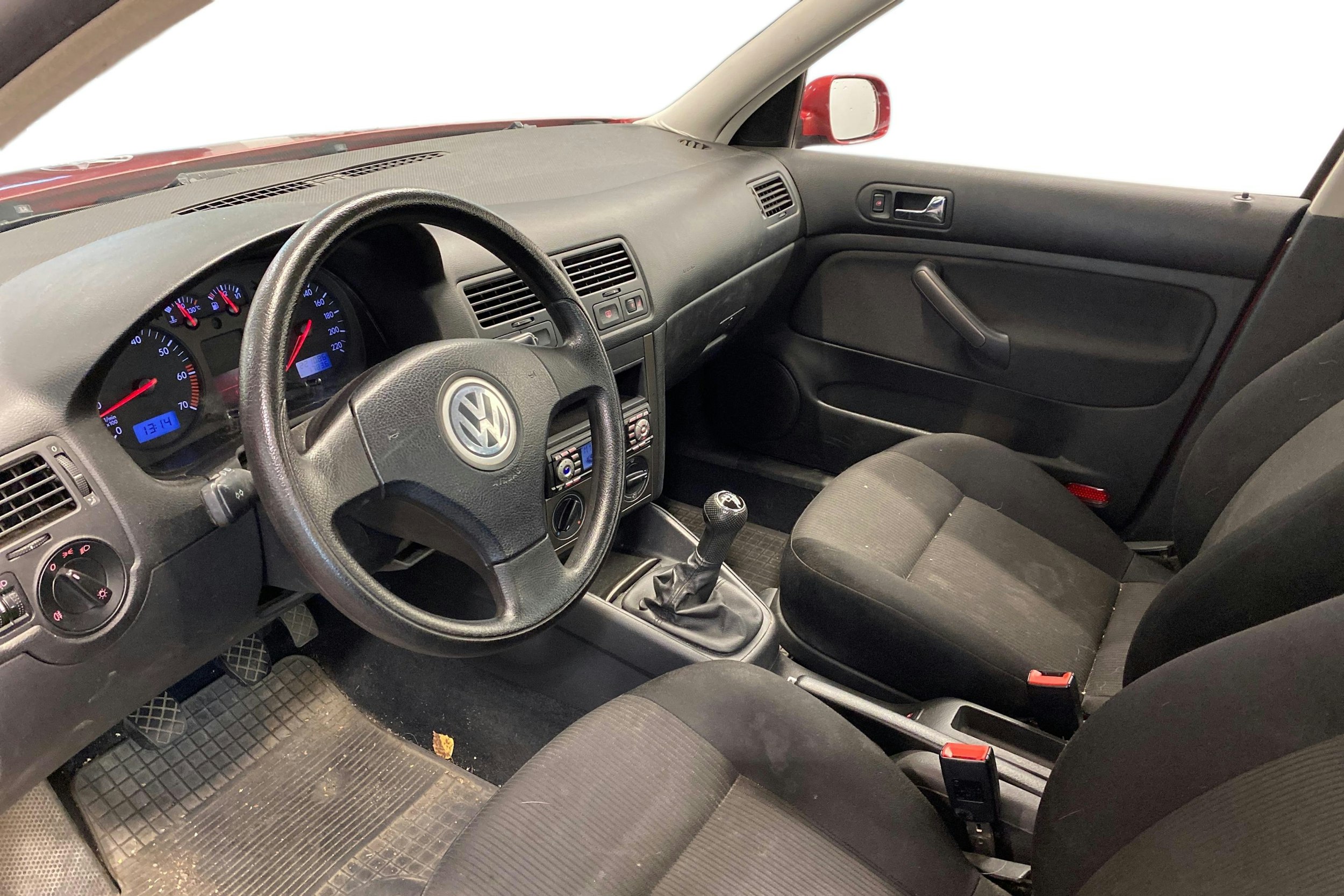 punainen Volkswagen Bora 2004 kuva 7.