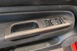 punainen Volkswagen Bora 2004 kuva 17.