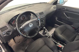 harmaa Volkswagen Bora 2005 kuva 3.