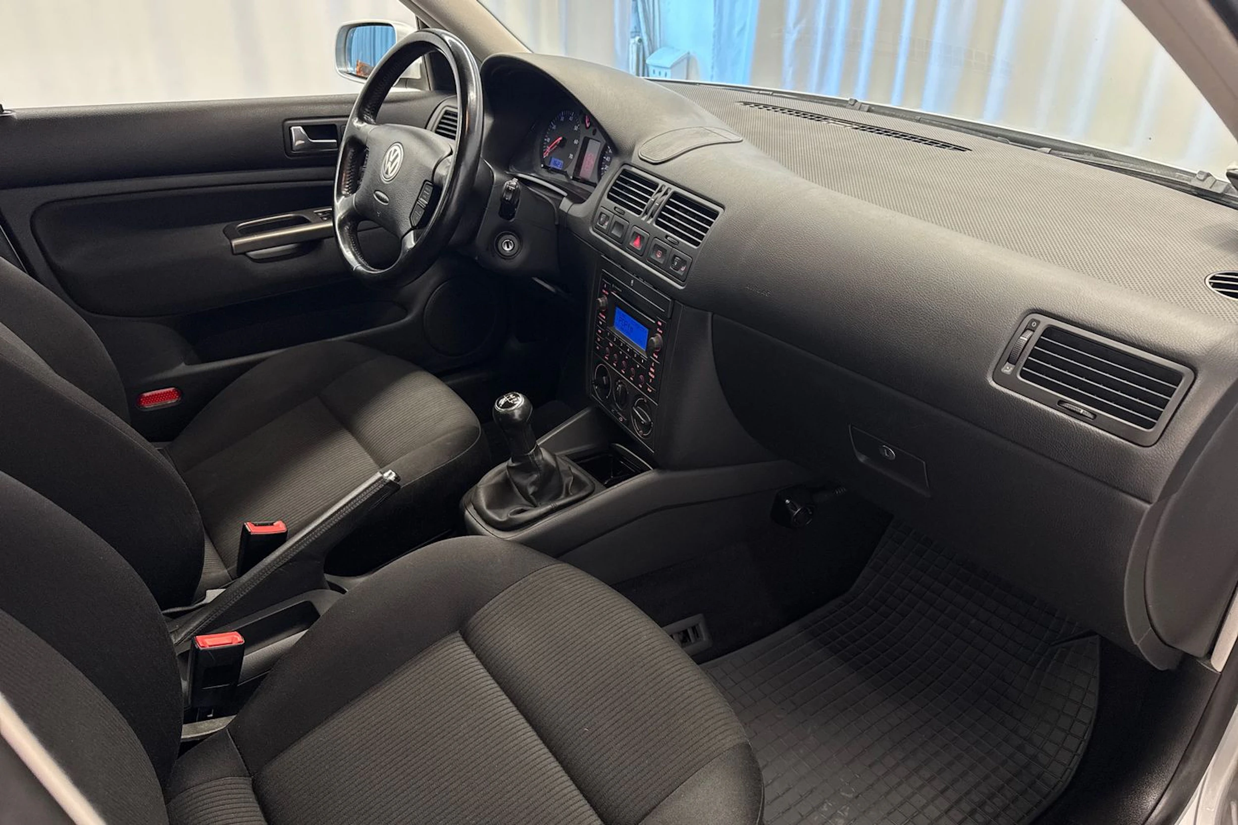 harmaa Volkswagen Bora 2005 kuva 13.