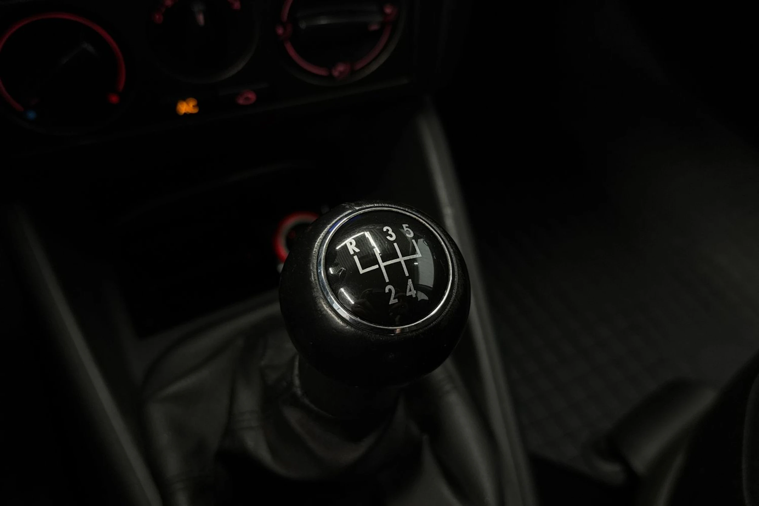 harmaa Volkswagen Bora 2005 kuva 29.