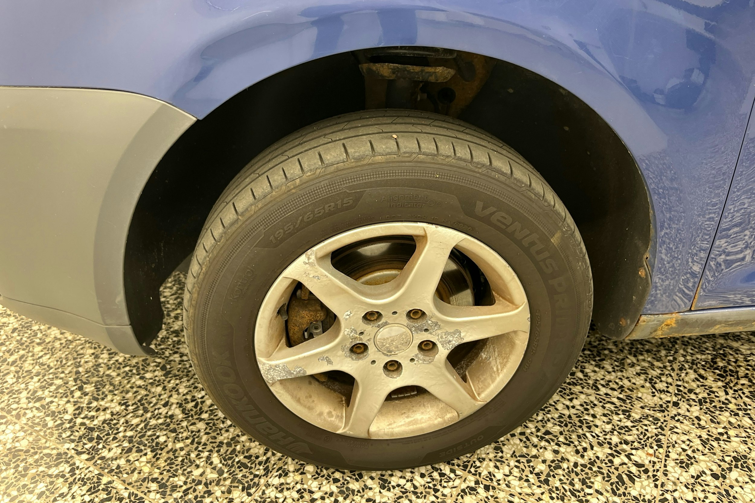 sininen Volkswagen Caddy 2004 kuva 9.