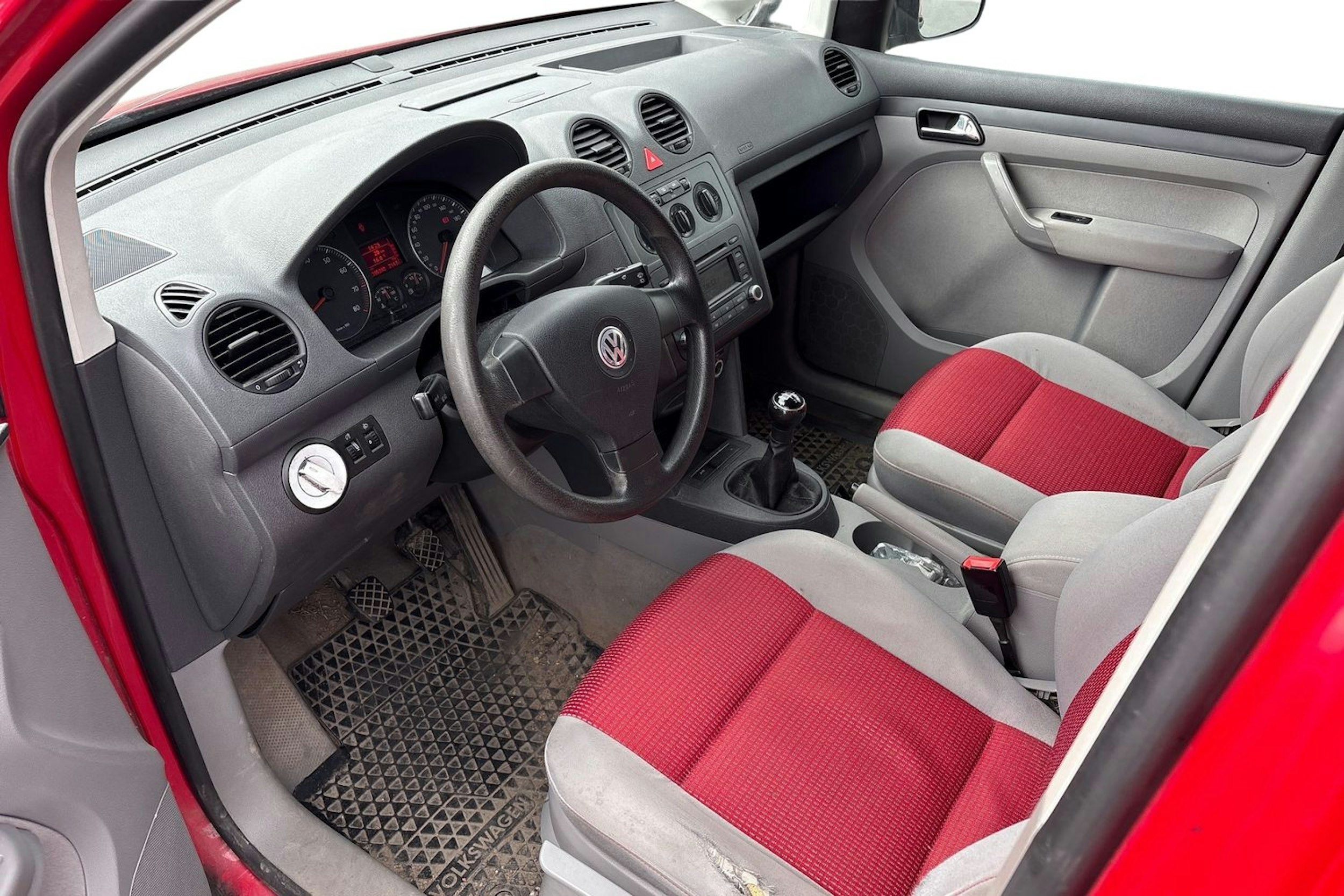 punainen Volkswagen Caddy 2006 kuva 6.