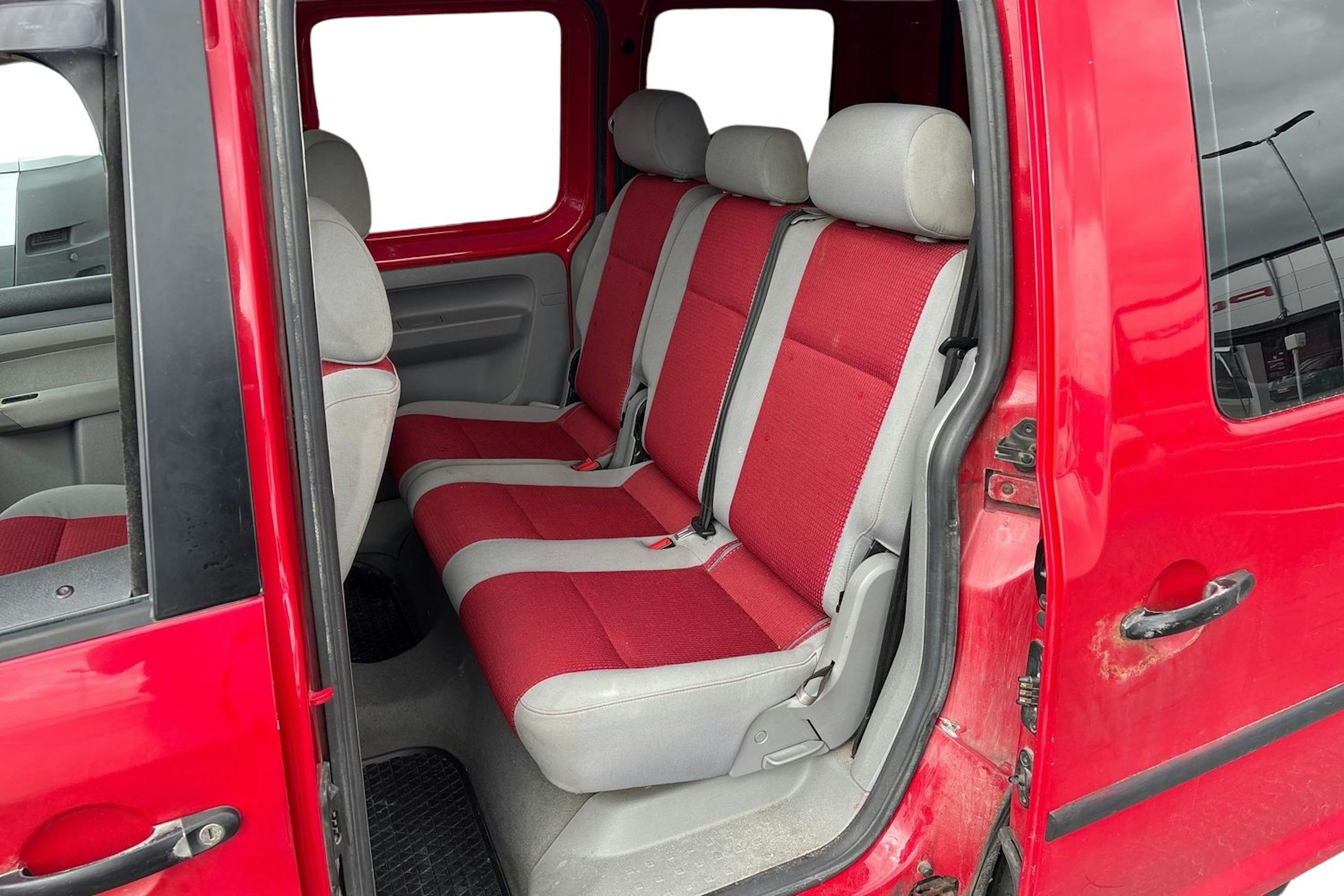 punainen Volkswagen Caddy 2006 kuva 8.