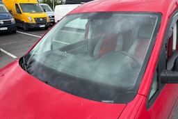 punainen Volkswagen Caddy 2006 kuva 11.