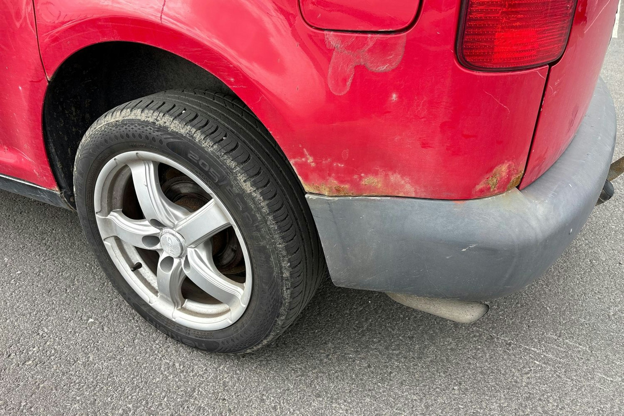 punainen Volkswagen Caddy 2006 kuva 12.