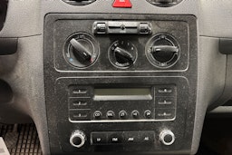 punainen Volkswagen Caddy 2007 kuva 21.