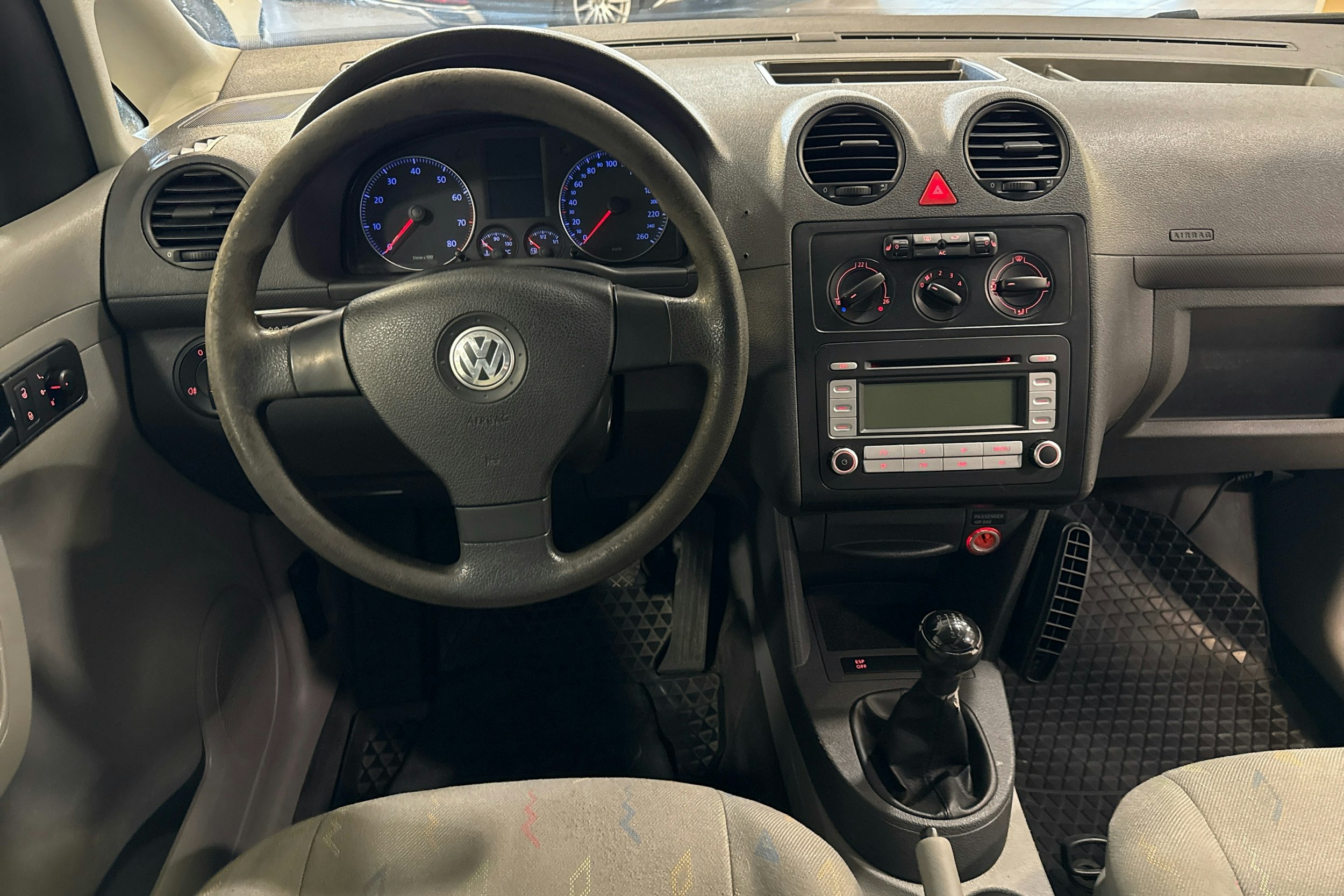 harmaa Volkswagen Caddy 2007 kuva 7.