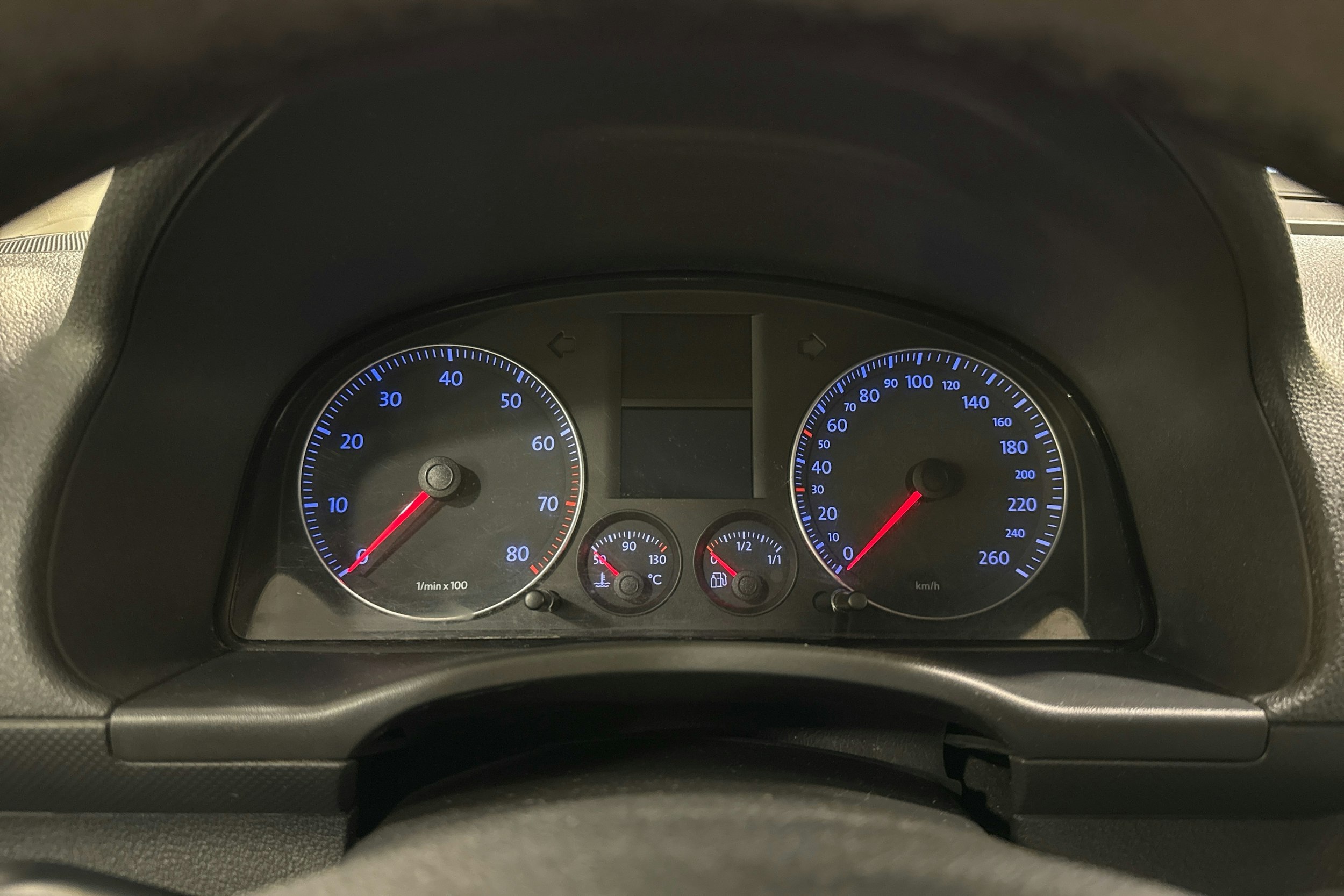 harmaa Volkswagen Caddy 2007 kuva 13.